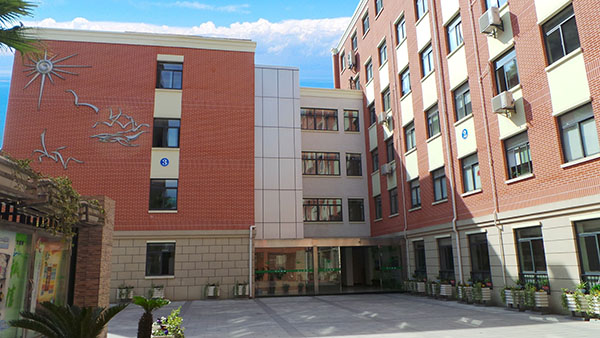 上海市民辦風范中學