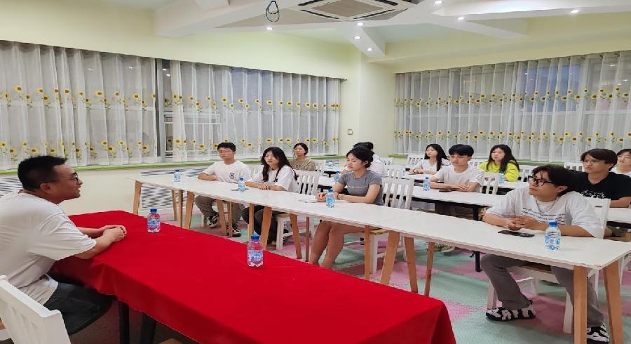 山東管理學院筑夢人志愿團隊：智啟蓬萊，夢繪未來