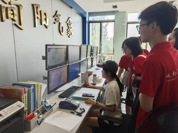 成都信息工程大學(xué)簡陽隊(duì)赴簡陽市開展”三下鄉(xiāng)”暑期實(shí)踐活動