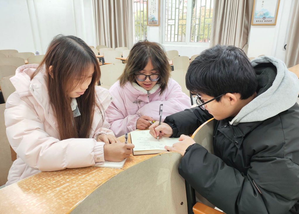 廣西師范大學(xué)“體育旅游產(chǎn)業(yè)轉(zhuǎn)型路徑研究隊”開展社會實踐調(diào)研活動