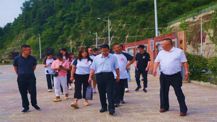 情系高原沃土，躬耕育人初心