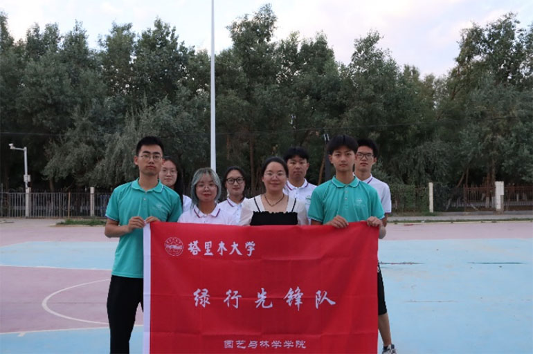 深入社區基層環境，躬身踐行清掃衛生
