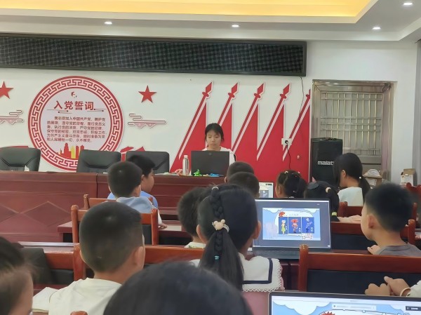 暑期社會(huì)實(shí)踐：做情緒的主人，讓生活充滿陽(yáng)光——武昌理工學(xué)院“青春筑夢(mèng)”通城志愿服務(wù)隊(duì)開(kāi)展心理健康課程