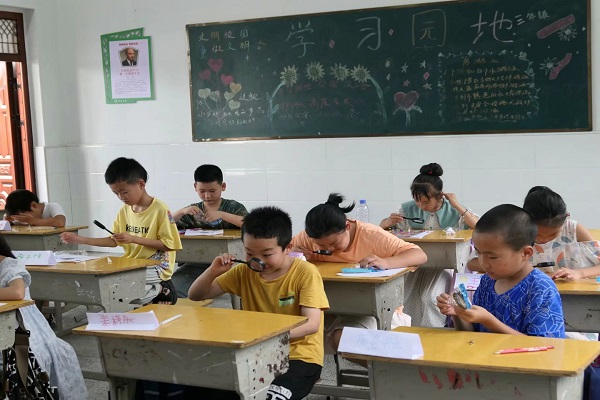 科學無處不在，蝸牛的秘密知多少，重陽啟明星志愿服務隊帶你探索