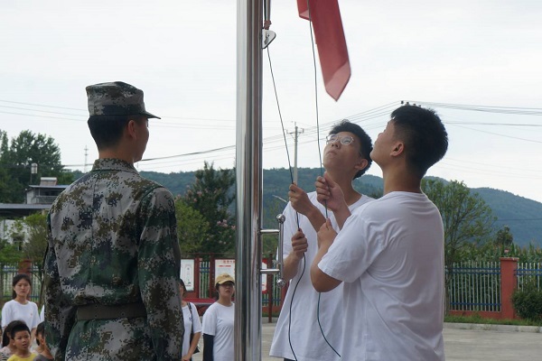 七七事變，勿忘國恥，崇陽支教團隊帶領支教學生緬懷先烈