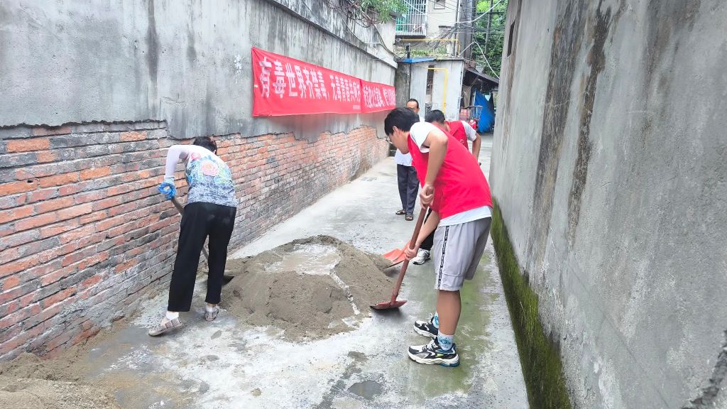墻體換新，社區(qū)換顏