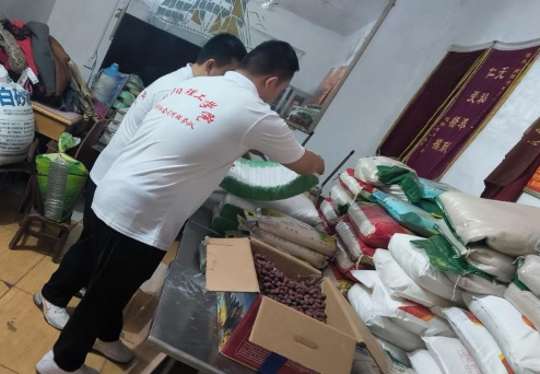 南工學(xué)子走進養(yǎng)老院：奉獻愛心，傳遞溫暖